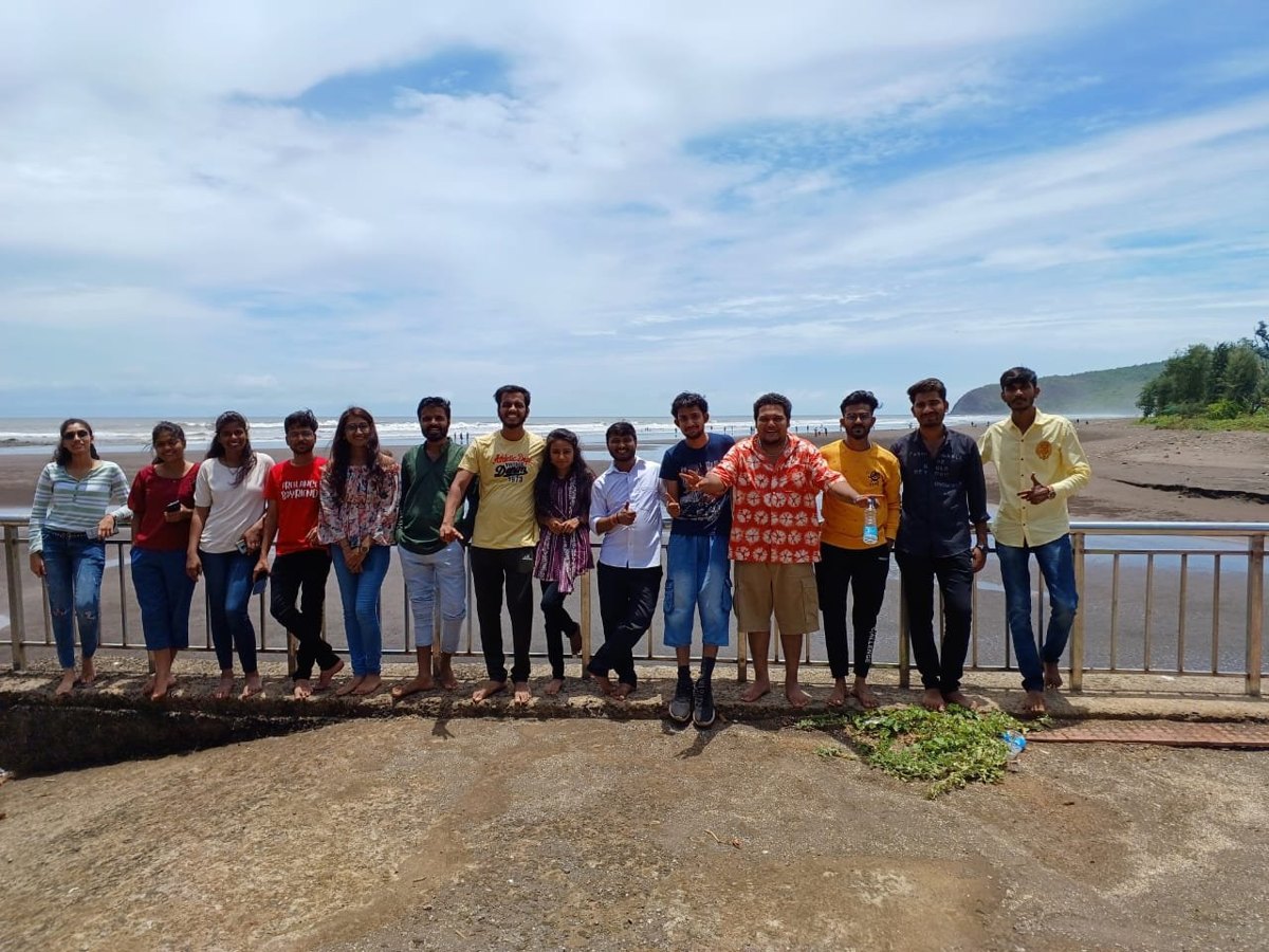 Futops team outing by the coast